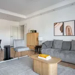 Rent 1 bedroom apartment of 70 m² in lisbon