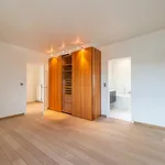 Rent 3 bedroom apartment in Brussels