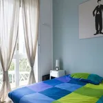 Rent a room in milan