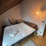 Rent a room of 320 m² in Costa da Caparica