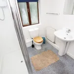 Rent 4 bedroom flat in Birmingham