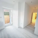 Rent 4 bedroom flat in Finchley