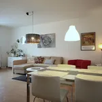 Rent 3 bedroom apartment of 86 m² in Prague