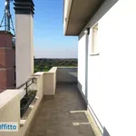 Rent 3 bedroom apartment of 70 m² in Rome