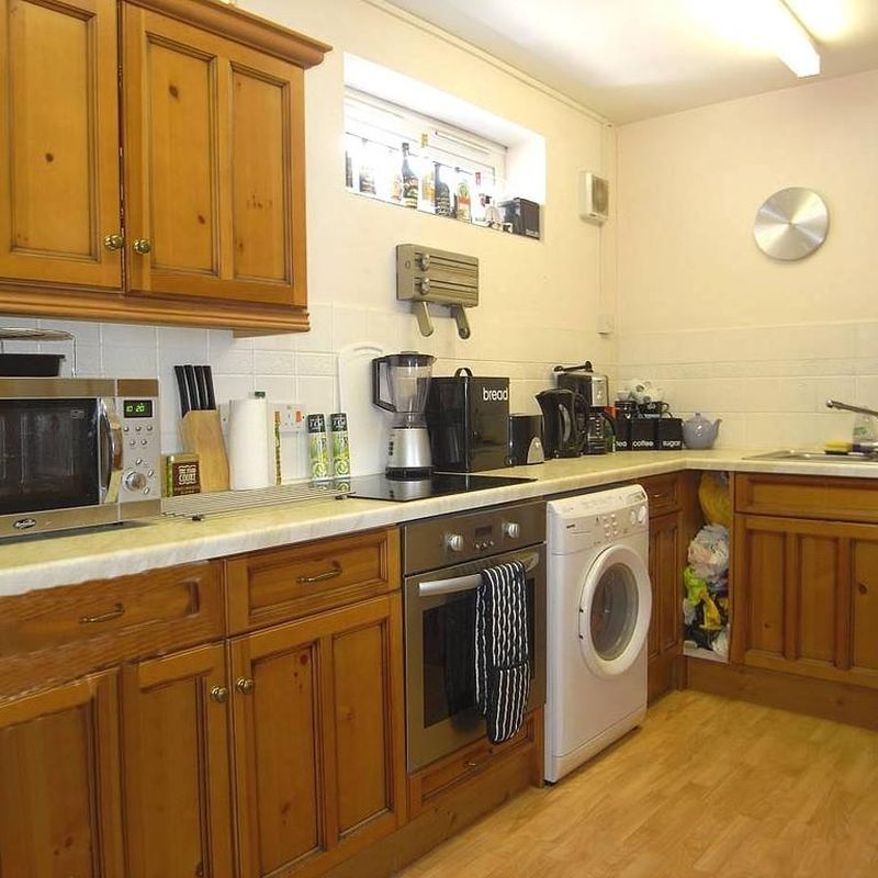 1 bedroom flat to rent Link Top