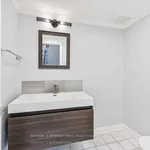 Appartement de 3401 m² avec 3 chambre(s) en location à Toronto (Oakwood Village)