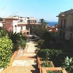 Rent 5 bedroom apartment of 122 m² in Aci Castello