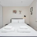 Rent 2 bedroom apartment in Brighton Marina