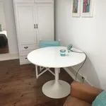 Rent 9 bedroom house in Lisbon