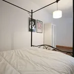 Rent a room in lisbon