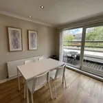 Rent 4 bedroom apartment of 97 m² in Glasgow