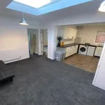 Rent 6 bedroom house in East Midlands