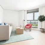 Rent 1 bedroom apartment of 60 m² in Madrid