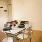 Rent 2 bedroom apartment in Florence