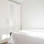 Rent a room of 74 m² in madrid