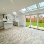 Rent 4 bedroom flat in Leicester