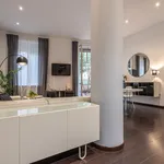 Rent 5 bedroom apartment of 80 m² in Rome