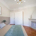 Rent a room of 80 m² in Lisboa