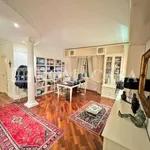 Rent 5 bedroom apartment of 270 m² in Roma