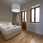 Rent 1 bedroom apartment in Porto