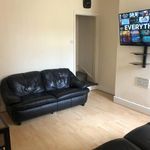 Rent 4 bedroom house in East Midlands