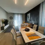 Rent 4 bedroom apartment of 90 m² in Modena