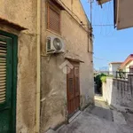 Affitto 4 camera appartamento di 89 m² in Palermo