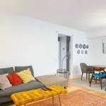 Rent 1 bedroom apartment of 90 m² in lisbon