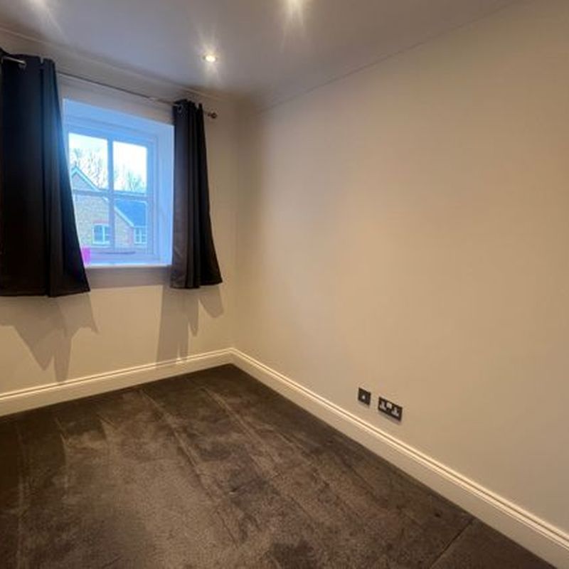 Flat to rent in Sele Mill, North Road, Hertford SG14 Stapleford