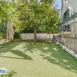 Rent 6 bedroom house of 570 m² in Rome