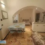 Affitto 2 camera appartamento di 35 m² in Genoa