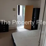 Rent 5 bedroom apartment in Manchester