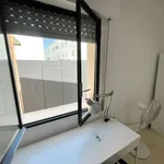 Rent a room of 380 m² in seville