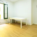 Rent a room of 132 m² in Madrid