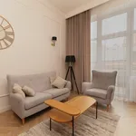 Rent 5 bedroom apartment of 65 m² in Krakow