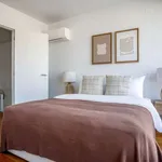 Rent 2 bedroom apartment of 75 m² in lisbon