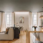 Rent 2 bedroom apartment of 117 m² in lisbon