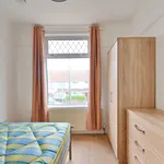 Rent 1 bedroom flat of 123 m² in Bristol