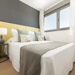 Rent 1 bedroom apartment of 50 m² in Madrid