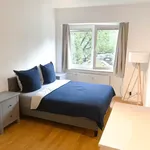 Miete 3 Schlafzimmer wohnung von 969 m² in Frankfurt