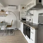 Rent 2 bedroom apartment of 818 m² in Dusseldorf