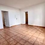 Appartement de 65 m² avec 4 chambre(s) en location à Seillons-Source-d'Argens