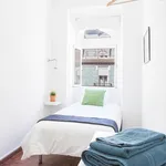 Rent 7 bedroom apartment in Lisbon