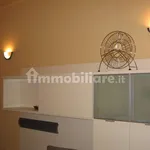 Affitto 1 camera appartamento di 65 m² in Piacenza