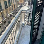 Affitto 3 camera appartamento di 80 m² in Naples