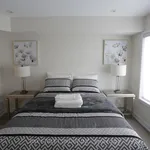 Rent 4 bedroom apartment in Richmond Hill (Jefferson)