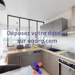 Appartement de 12 m² avec 4 chambre(s) en location à Tours