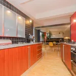 Rent 2 bedroom flat in flat