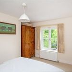 Rent 4 bedroom house in South East England