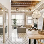 Rent 4 bedroom apartment of 65 m² in Barcelona